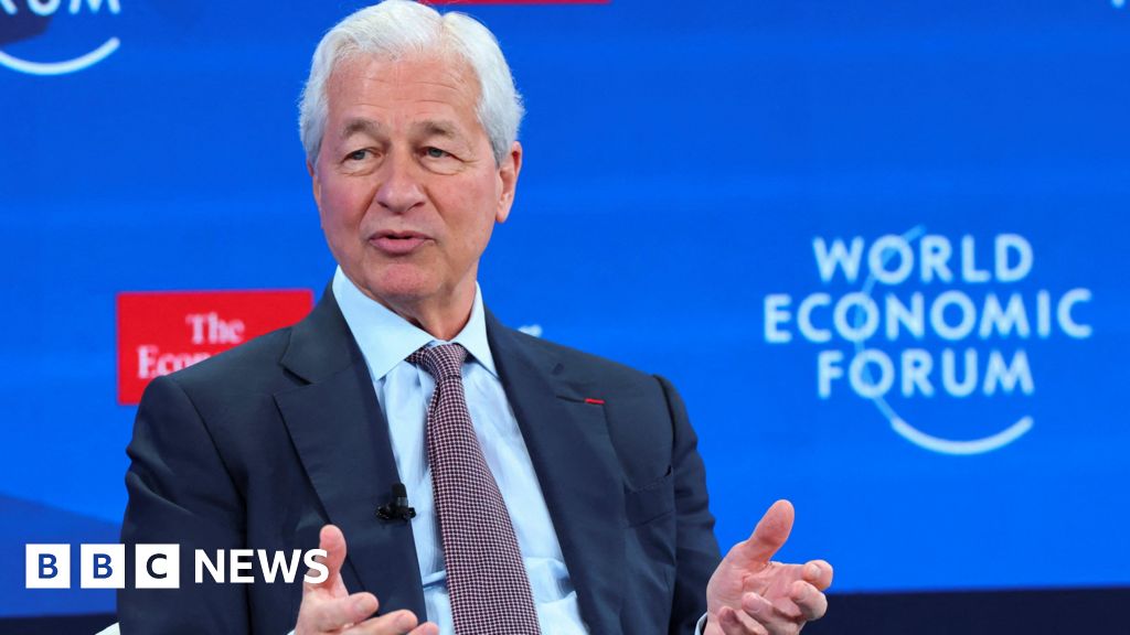 Trump sues JPMorgan for $5bn over account closure after Capitol riot