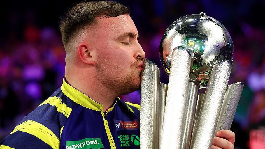Saudi event offers £149K for nine-dart bullseye bonus