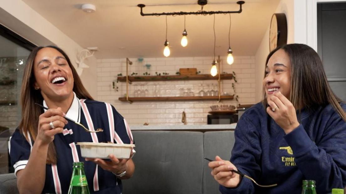 Alex Scott and Olivia Smith 'Eating and Yapping'