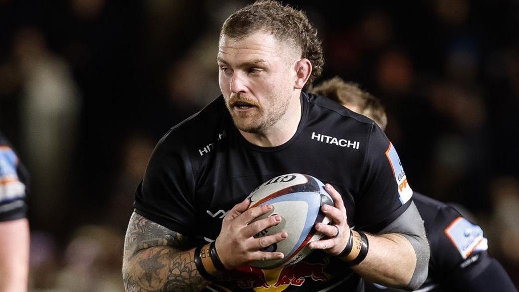 Newcastle extend prop Brocklebank’s contract