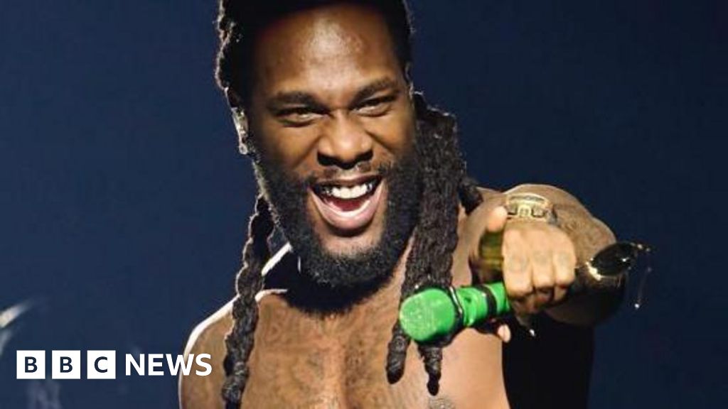 Nigerian stars dominate All Africa Music Awards