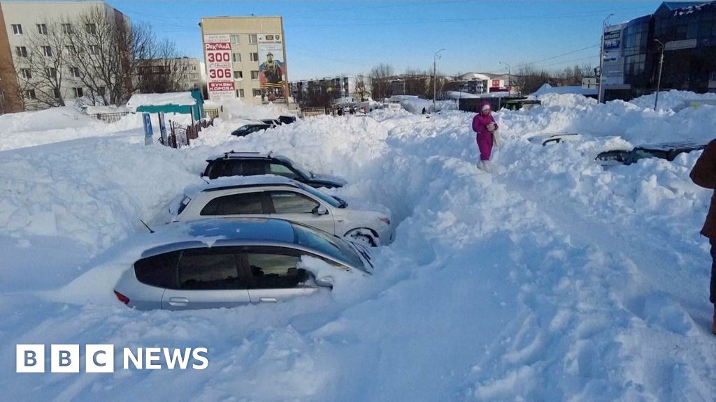 Watch: Record snowfall leaves cars stuck and people stranded in Russia’s Far East