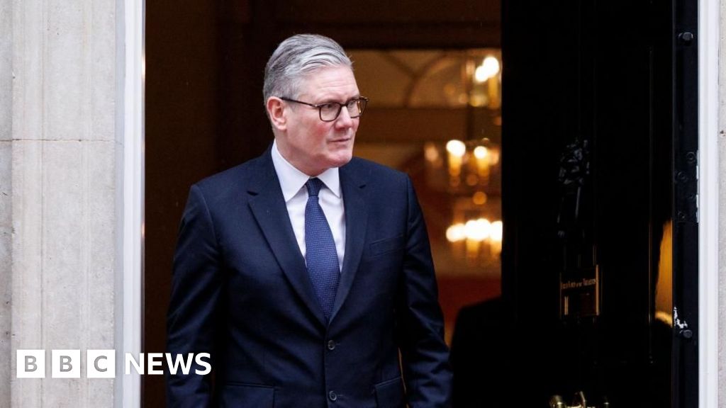 Chris Mason: The climbdowns stack up for Starmer