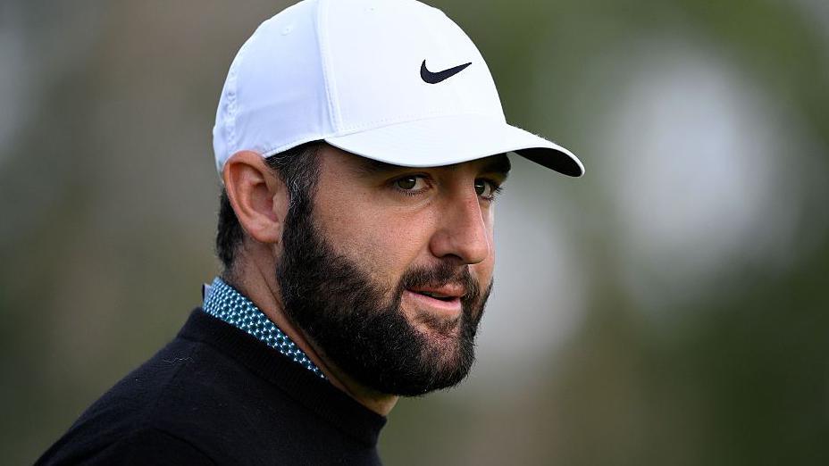 Scheffler one off lead on return at American Express