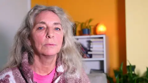 Sisters see each other for first time since dad murdered their mum 50 years ago