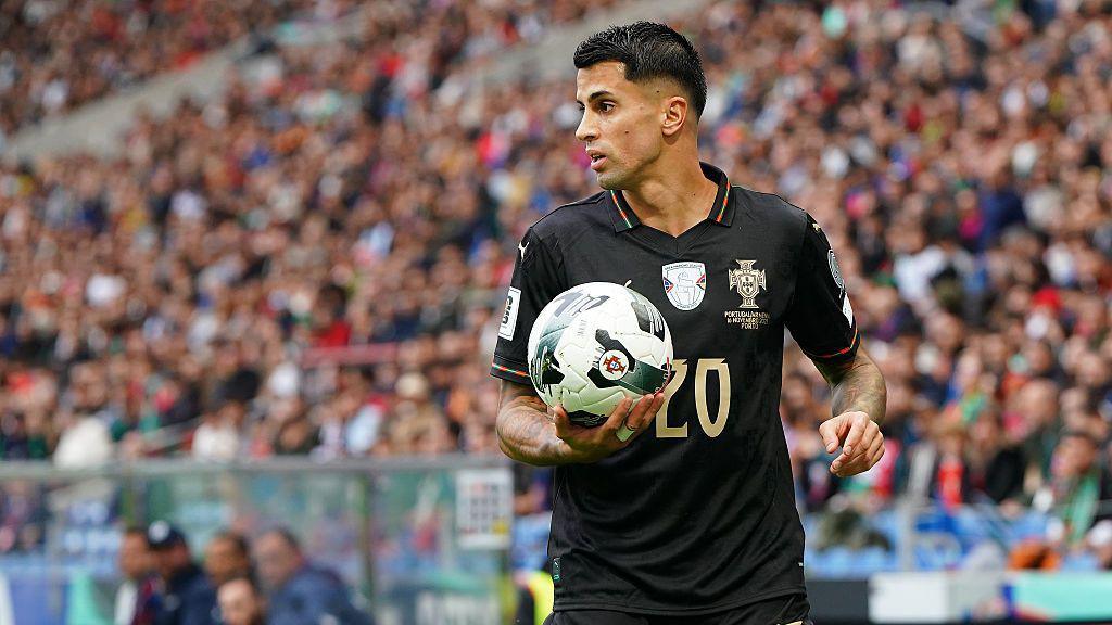 Cancelo set to return to Barcelona on loan