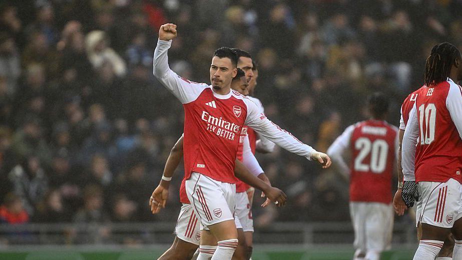 Gabriel Martinelli celebrates his goal.