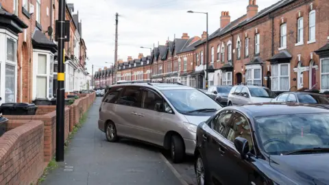 New powers for councils to fine pavement parkers