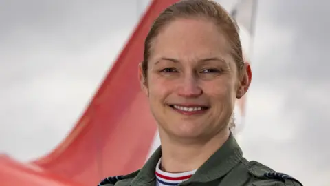 Red Arrows get first woman leader