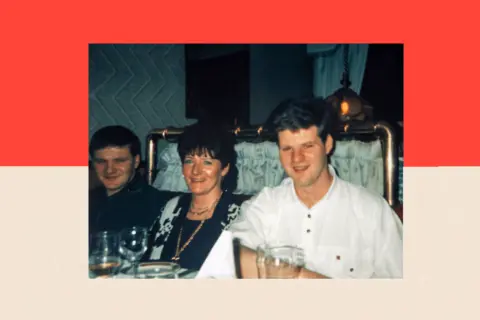 Thompson family Paul Thompson (left), his mother Margaret and his brother Eugene, sat with glasses in front of them
