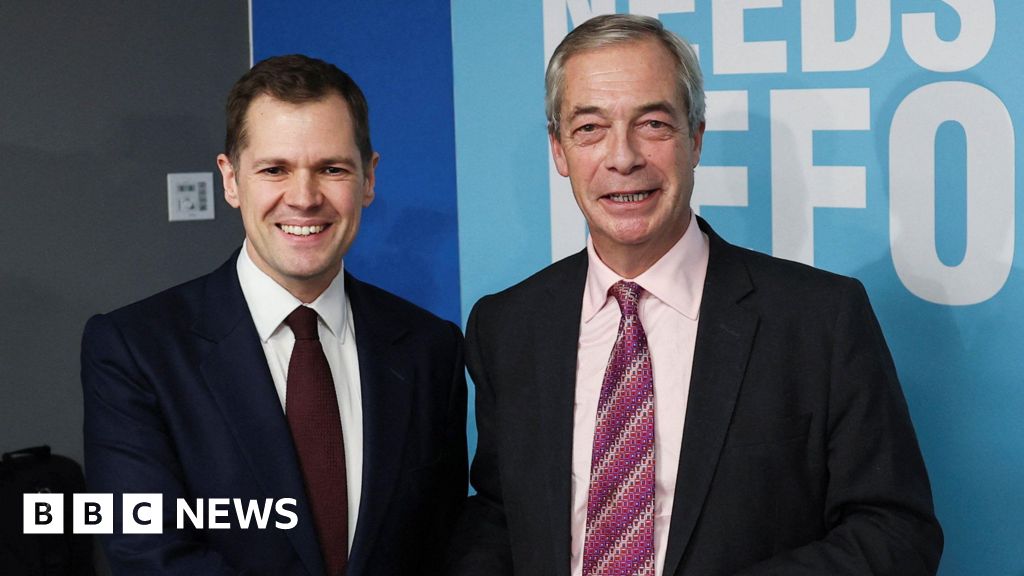 Jenrick joins Reform UK after being sacked by Tories