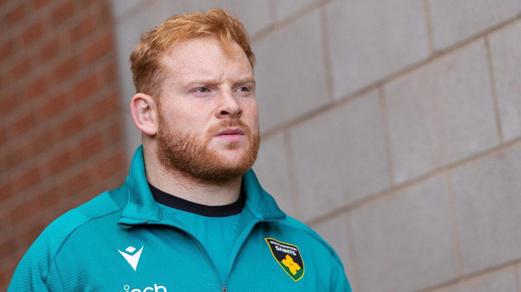 Hooker Smith signs new Northampton deal