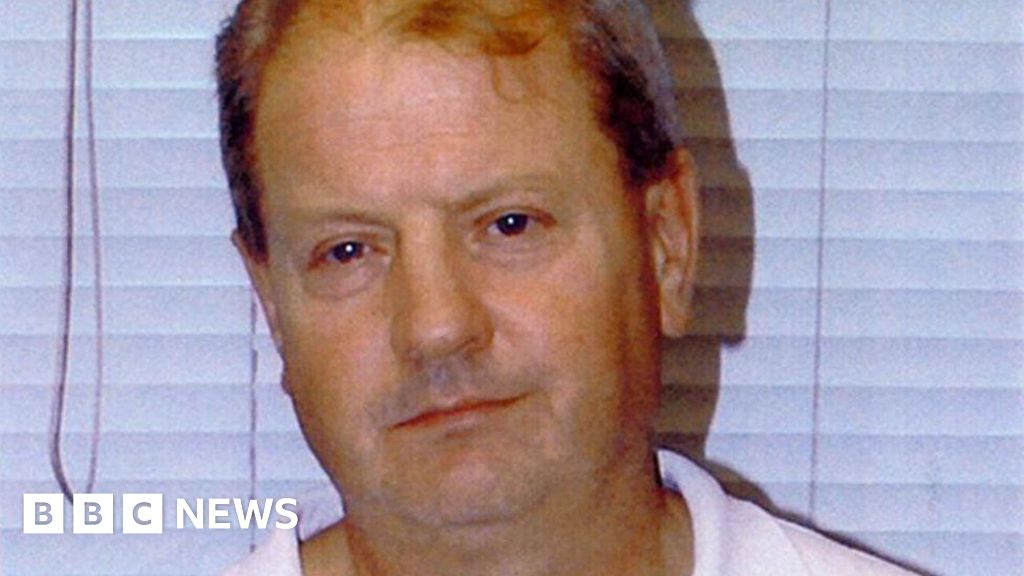 Serial killer Steve Wright in court over 1999 death