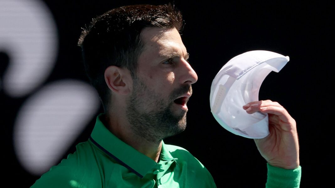 Djokovic cruises into Australian Open third round