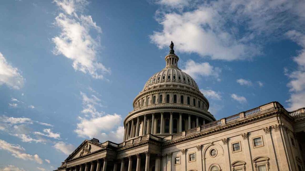 Top Republicans denounce justice department’s criminal probe into Fed chair