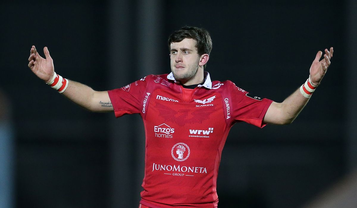 Dan Jones left the Scarlets