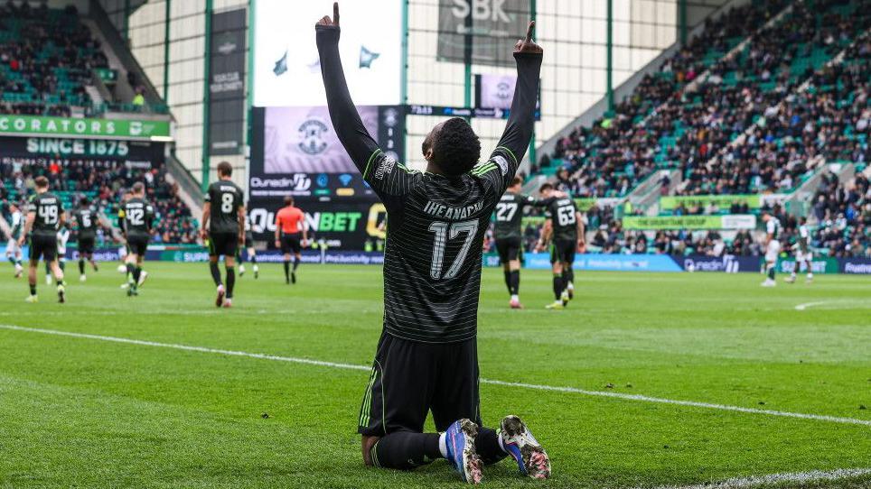 Celtic's Kelechi Iheanacho celebrates