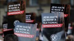 Antisemitism ‘a problem for all of us to fix’, religious leaders say in letter Antisemitism ‘a problem for all of us to fix’, religious leaders say in letter