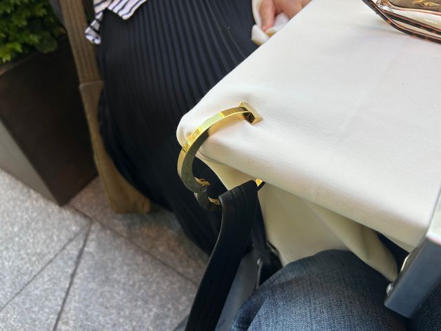 Aria Attach&eacute; purse hook