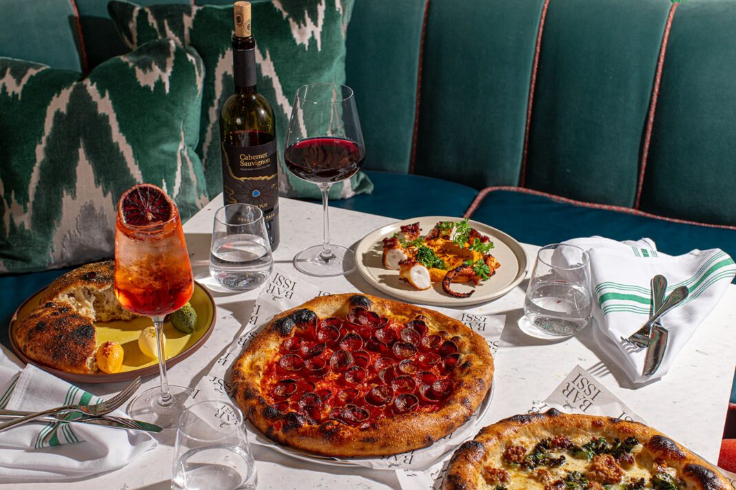 Where to Eat in Palm Springs for the Perfect Balance of Old and New Where to Eat in Palm Springs for the Perfect Balance of Old and New