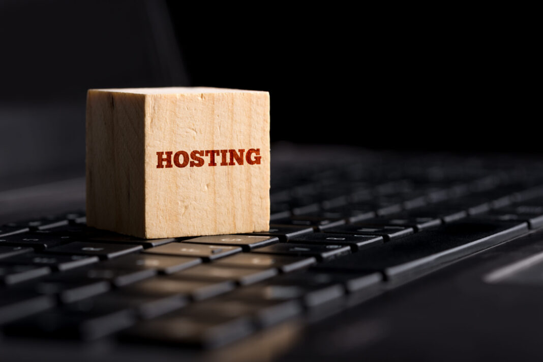Choosing the right web hosting provider for your small business Choosing the right web hosting provider for your small business