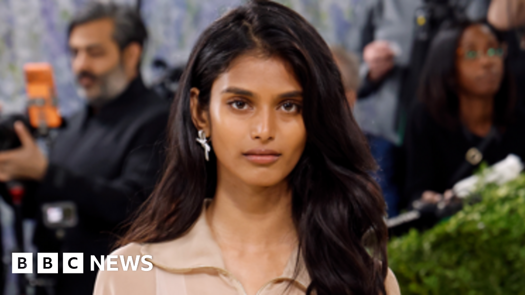 Indian model’s understated Met Gala debut revives debate on cultural representation Indian model’s understated Met Gala debut revives debate on cultural representation