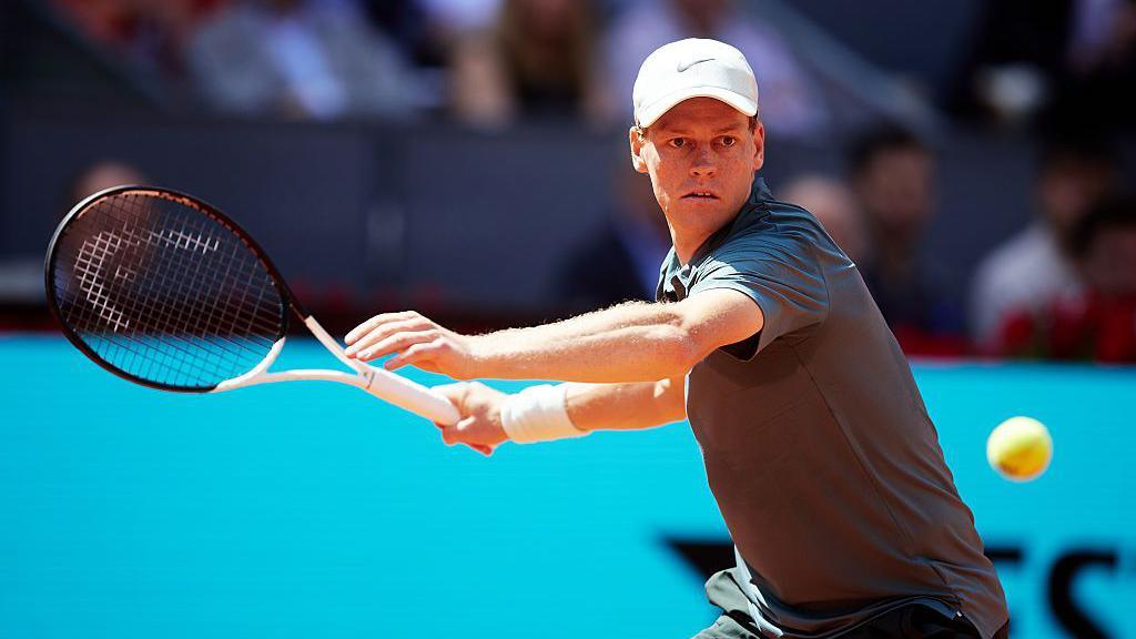 Jannik Sinner in action against Cameron Norrie in Madrid