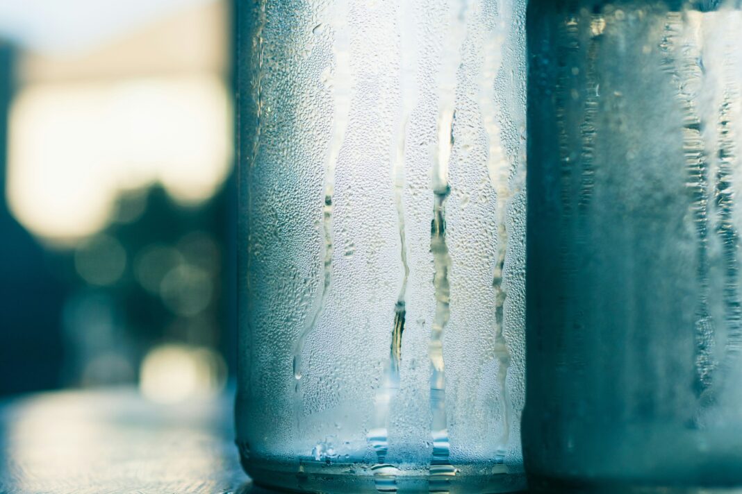 How to Stay Hydrated on Hot Summer Vacations, According to Experts How to Stay Hydrated on Hot Summer Vacations, According to Experts