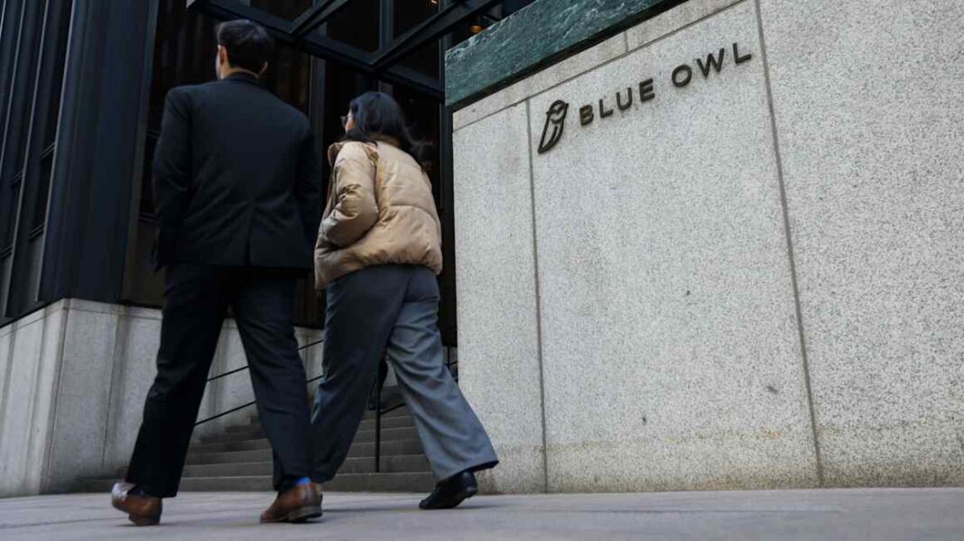 Blue Owl retail fundraising evaporates amid private credit concerns Blue Owl retail fundraising evaporates amid private credit concerns