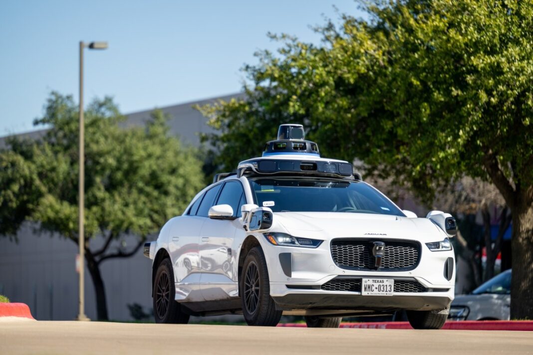 Waymo issues recall to deal with a flooding problem Waymo issues recall to deal with a flooding problem