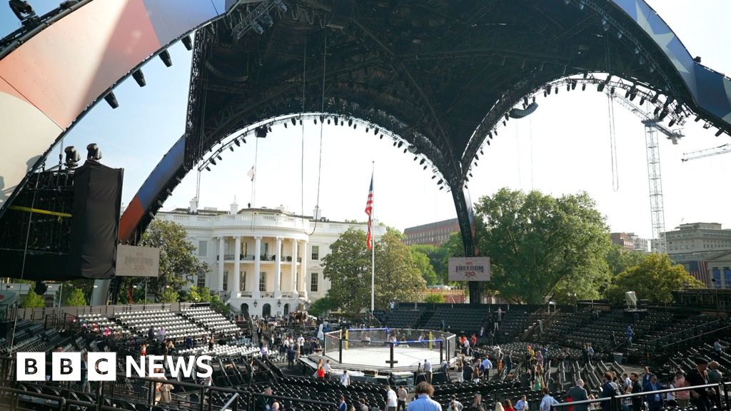 BBC tours UFC arena at White House BBC tours UFC arena at White House