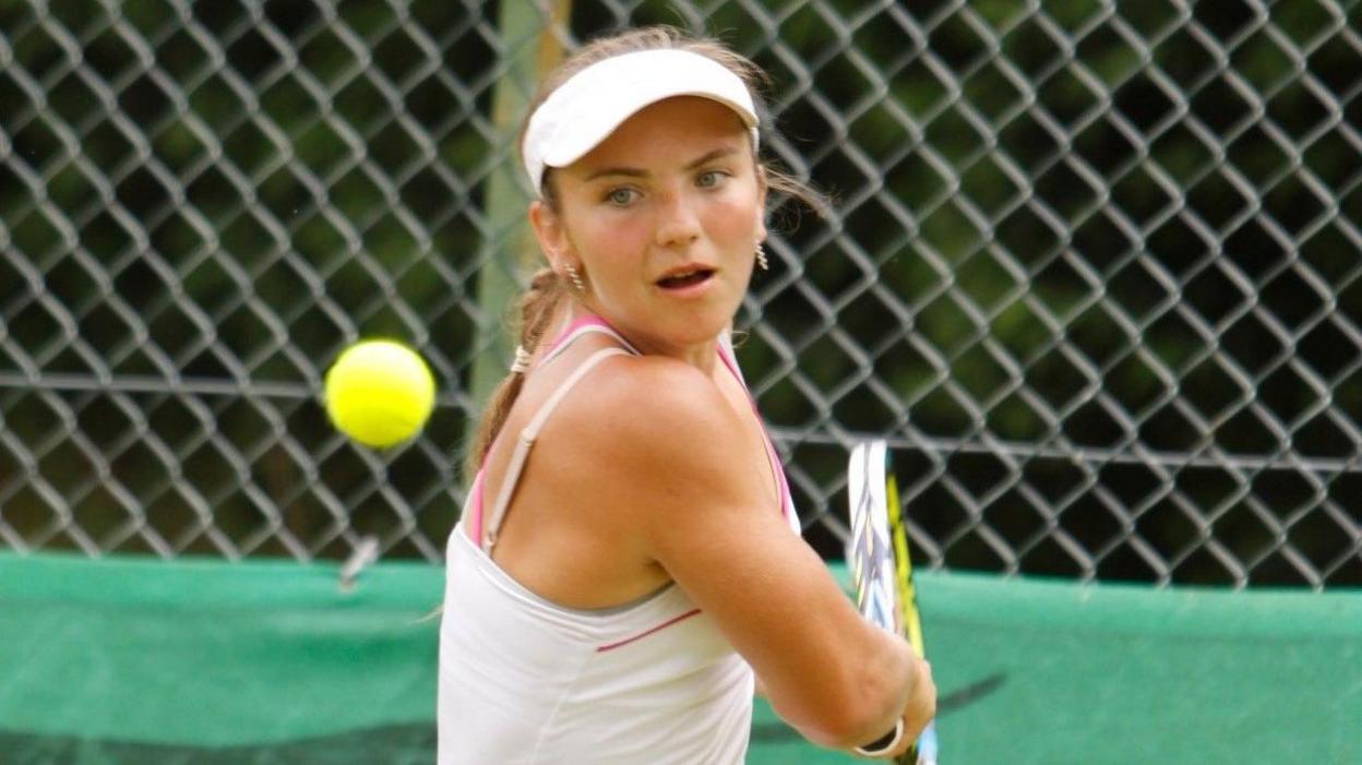 Ellie-Rose Griffiths playing tennis as a junior