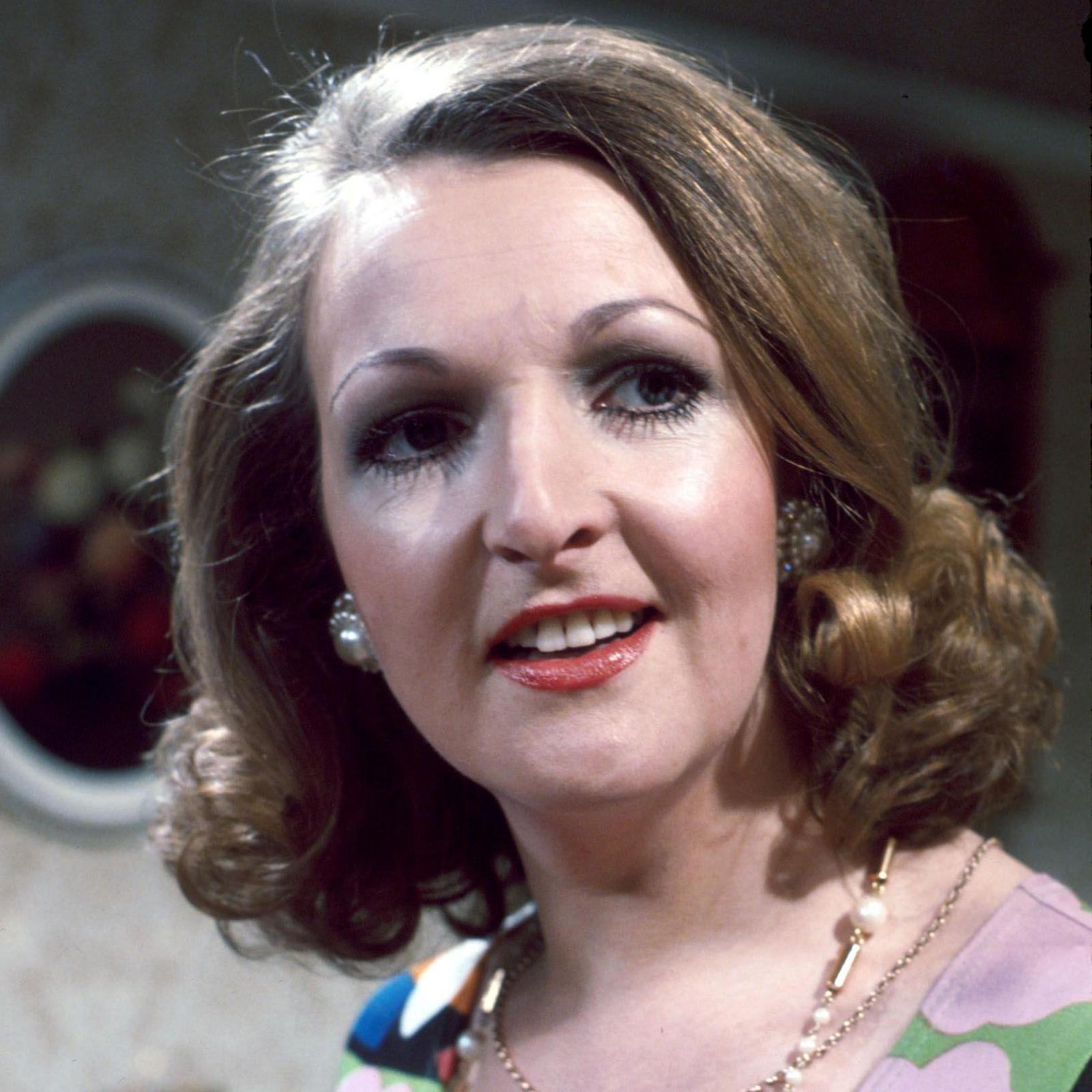 Dame Penelope as Margo Leadbetter in The Good Life