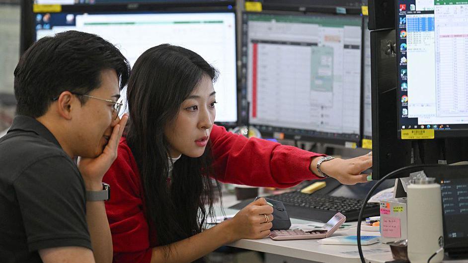 Asia stock markets slide as tech shares slump Asia stock markets slide as tech shares slump
