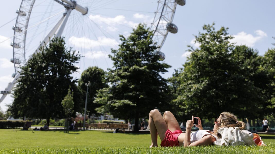 Summer warmth to return for weekend but heatwave chances fade Summer warmth to return for weekend but heatwave chances fade