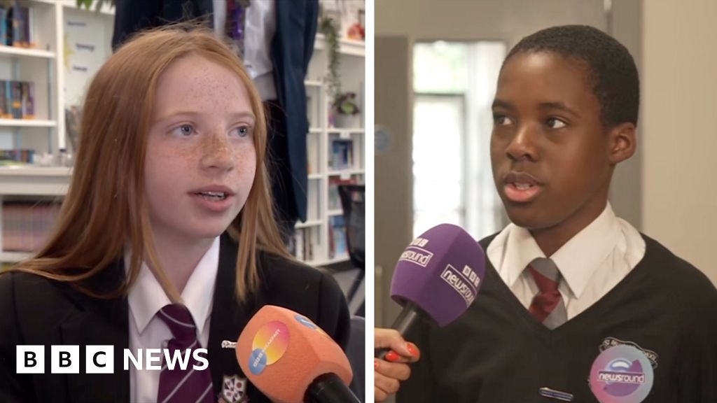 ‘Positive’ or ‘unnecessary’? – UK teens on social media ban ‘Positive’ or ‘unnecessary’? – UK teens on social media ban