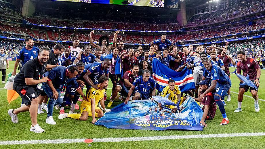 Players of Cape Verde celebrating the qualification to the round of 32 after the World Cup match against Saudi Arabia