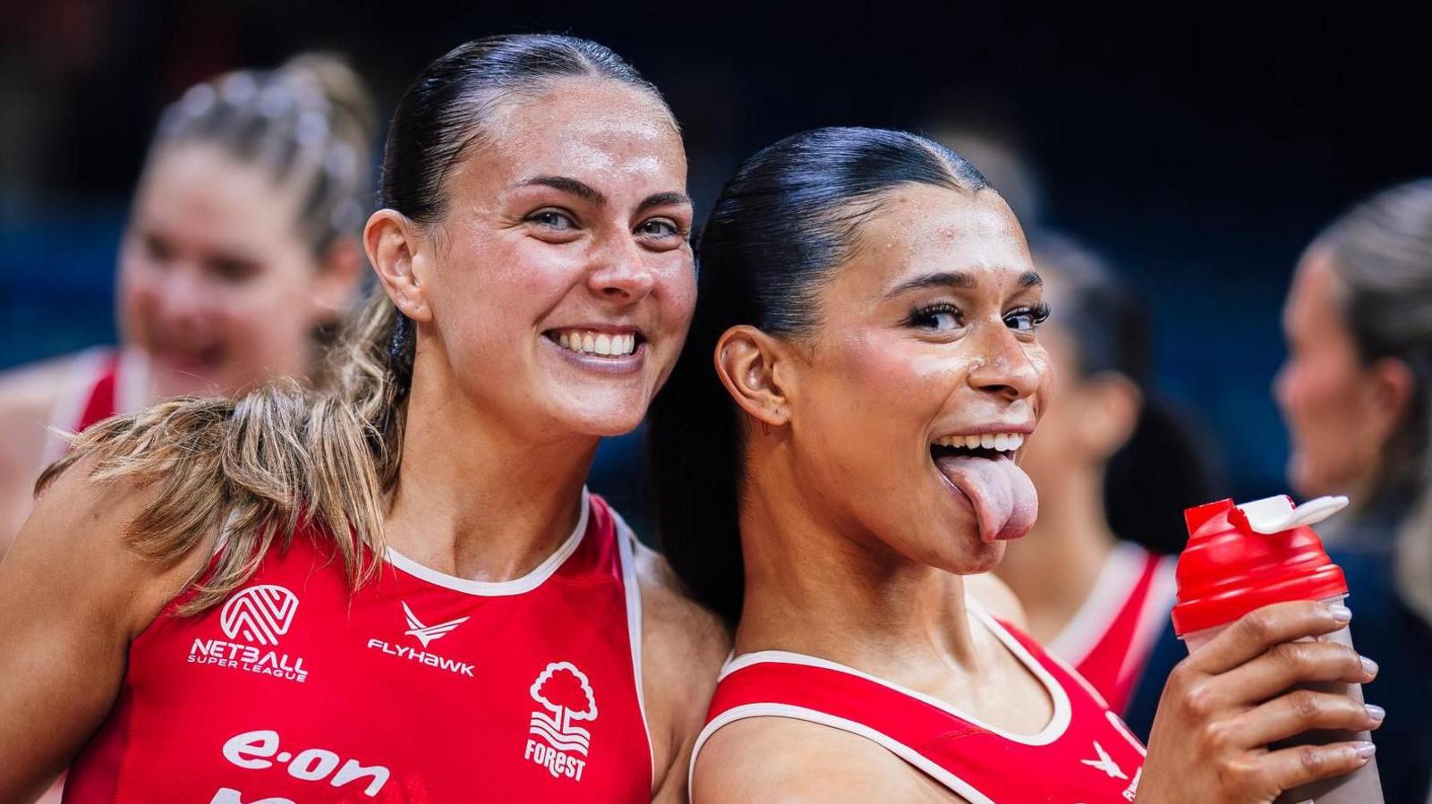 Tash Pavelin and Jayda Pechova