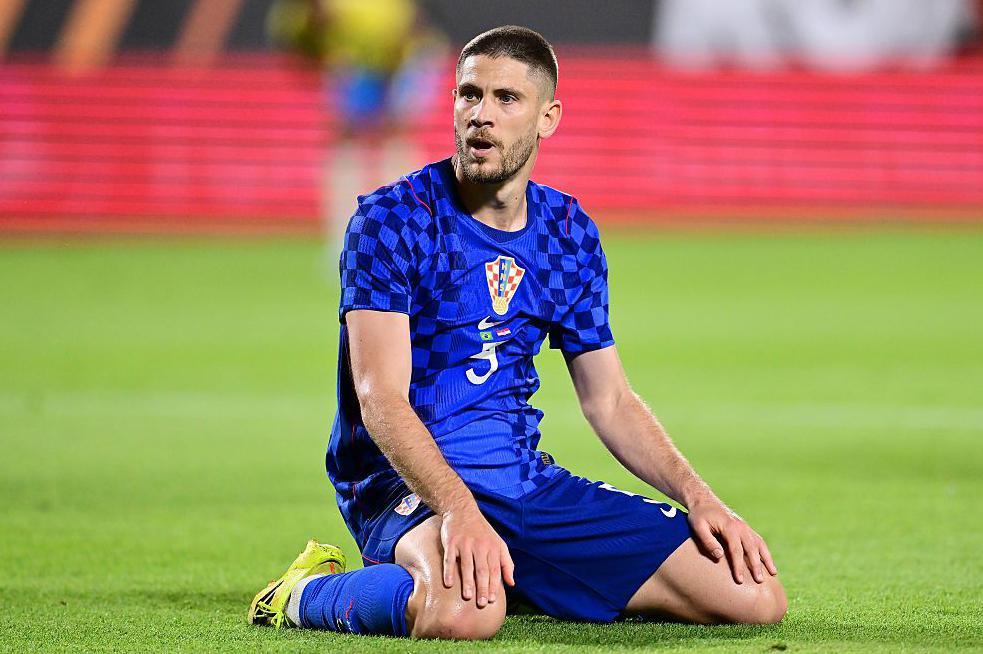 Andrej Kramaric on his haunches