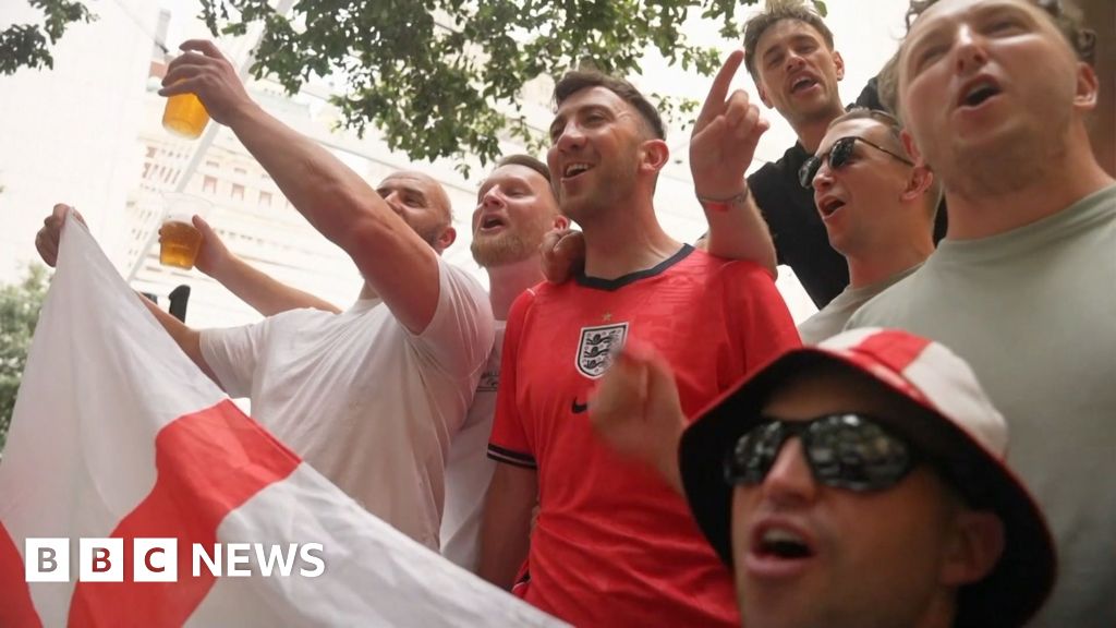 England fans arrive in Dallas for World Cup game against Croatia England fans arrive in Dallas for World Cup game against Croatia