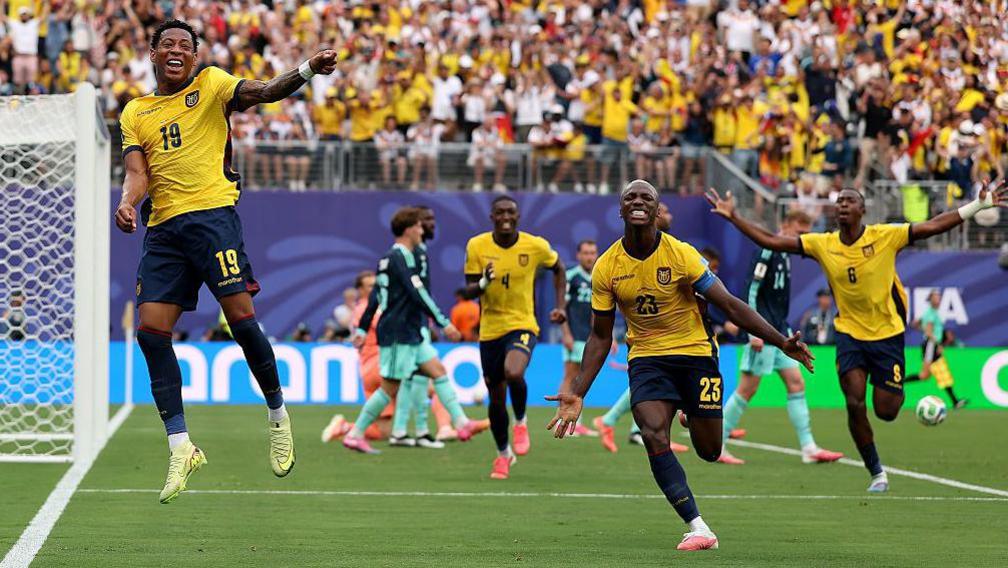 Gonzalo Plata celebrates scoring Ecuador's winning goal with his teammates during the FIFA World Cup Group E against Germany