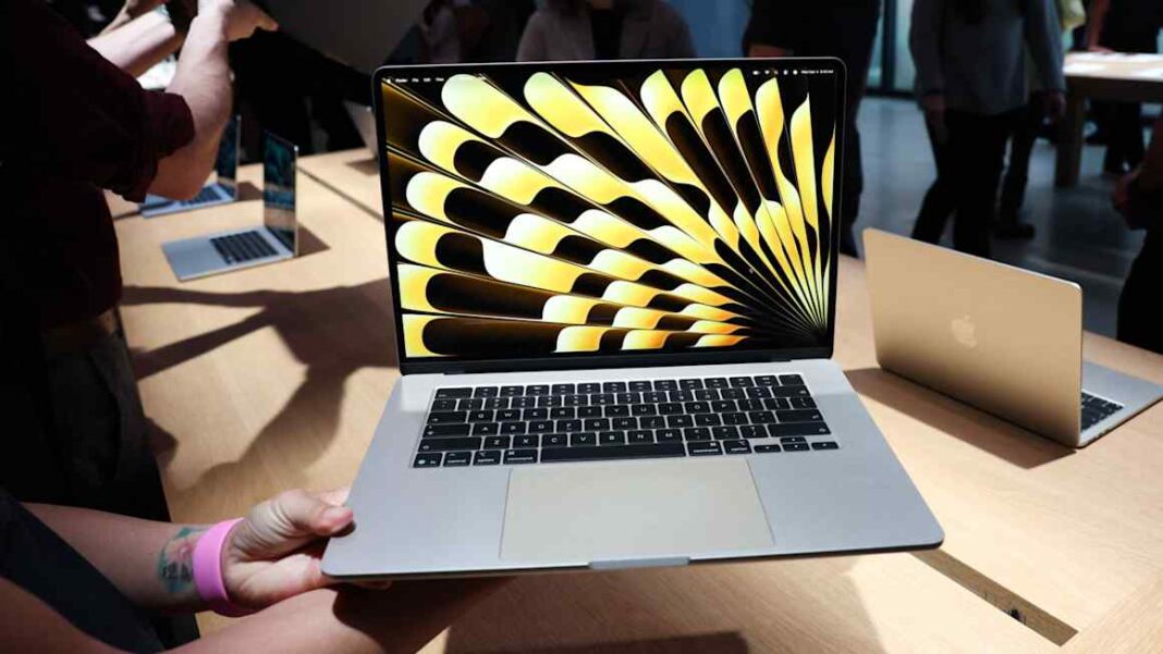 Apple increases MacBook and iPad prices by 20% Apple increases MacBook and iPad prices by 20%