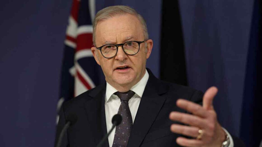 EY staff charged with accessing Australian PM’s bank details EY staff charged with accessing Australian PM’s bank details