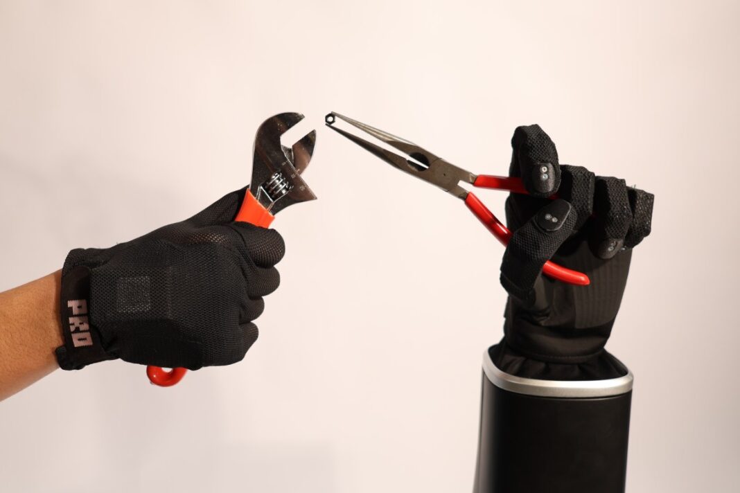 Robot hand company settles Tesla trade secret suit and announces $11M raise Robot hand company settles Tesla trade secret suit and announces $11M raise