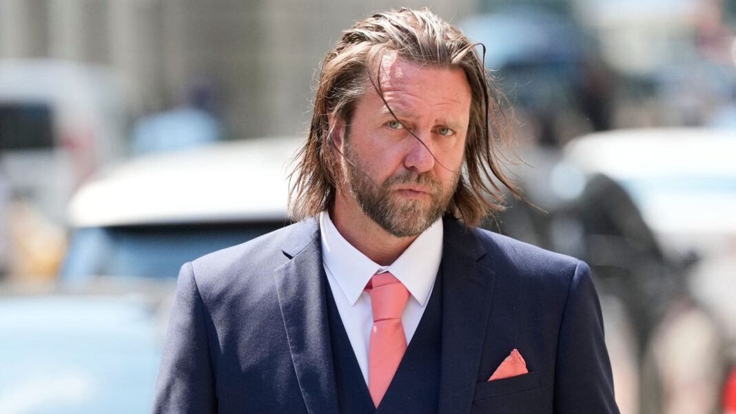 Hollywood director jailed for defrauding Netflix out of $11m for unfinished show Hollywood director jailed for defrauding Netflix out of $11m for unfinished show