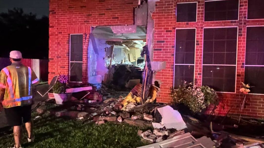 Family sues Tesla over fatal high-speed crash into mother’s front room Family sues Tesla over fatal high-speed crash into mother’s front room