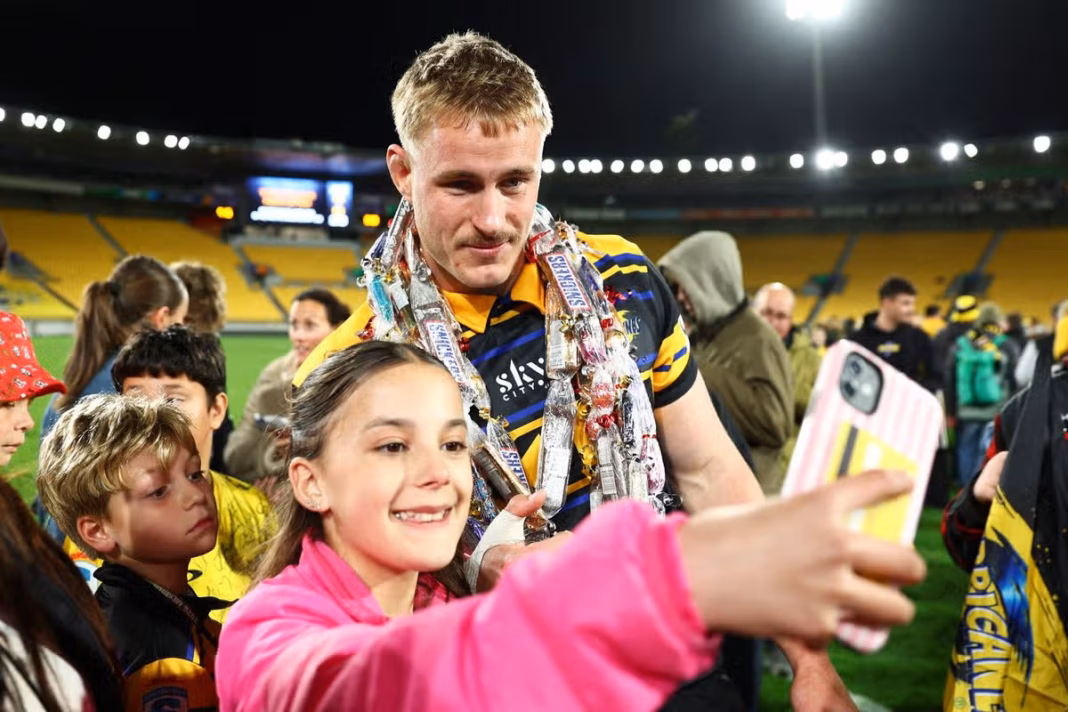 Welsh side sign young New Zealand international from Super Rugby in big move Welsh side sign young New Zealand international from Super Rugby in big move