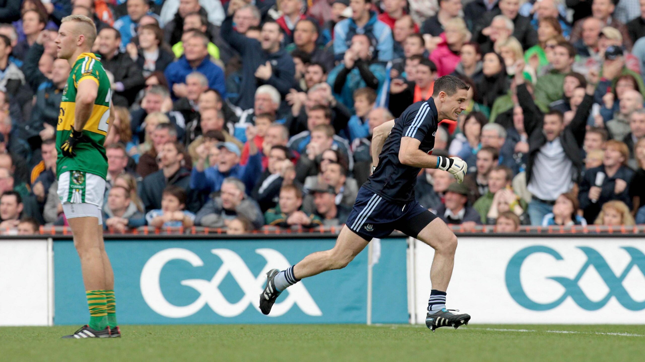 Stephen Cluxton celebrates his winning free in the 2011 All-Ireland final
