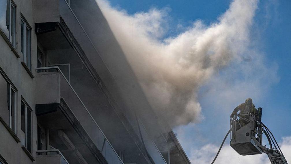 At least five killed in fire at Antwerp apartment block, say police At least five killed in fire at Antwerp apartment block, say police