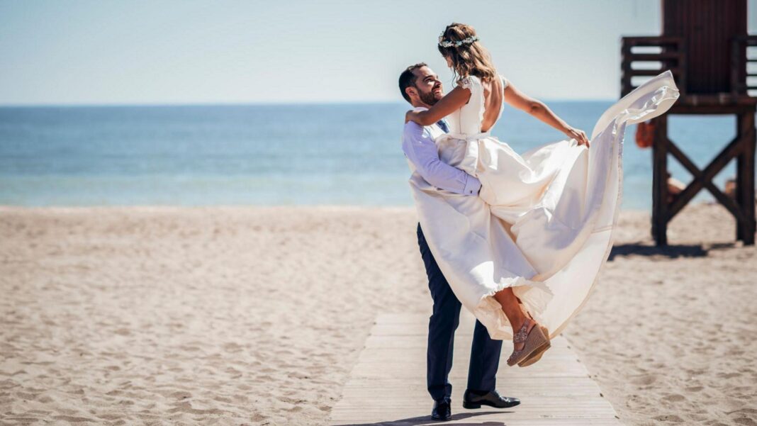 Couples free to marry at the beach or the pub under new plans Couples free to marry at the beach or the pub under new plans